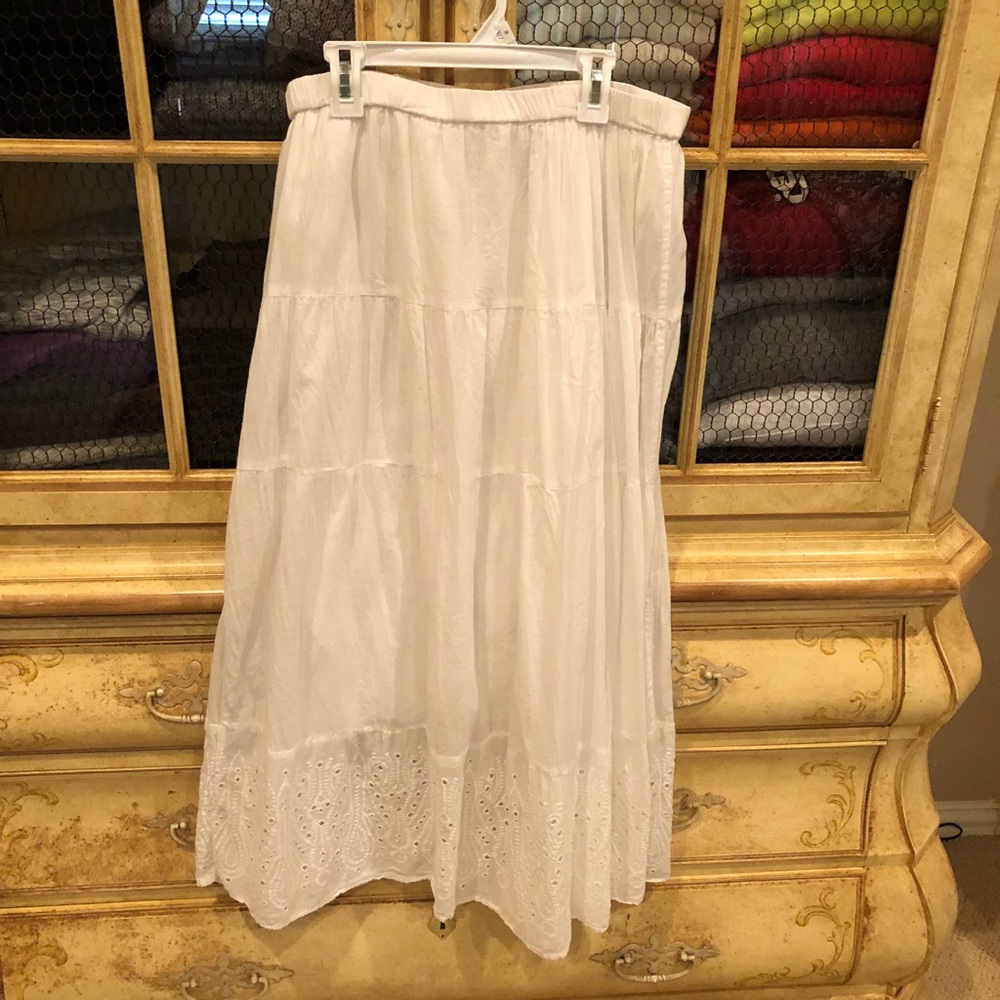 Long skirt